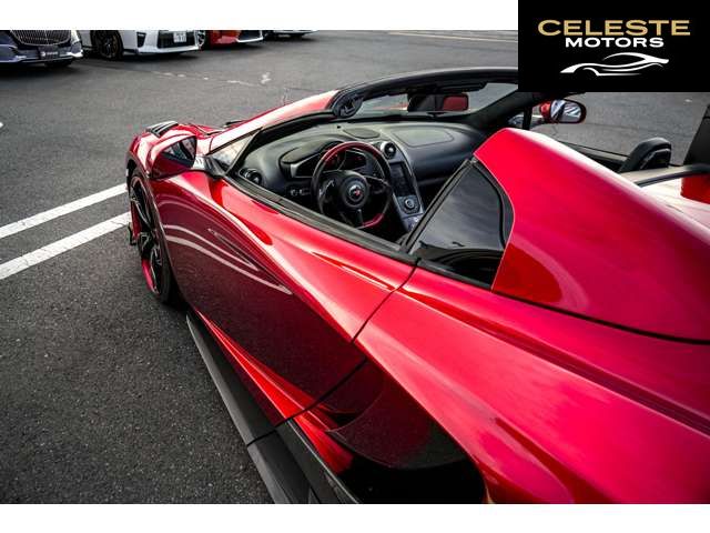 MCLAREN MP4-12C Spider 2017 — photo 2 sur 8