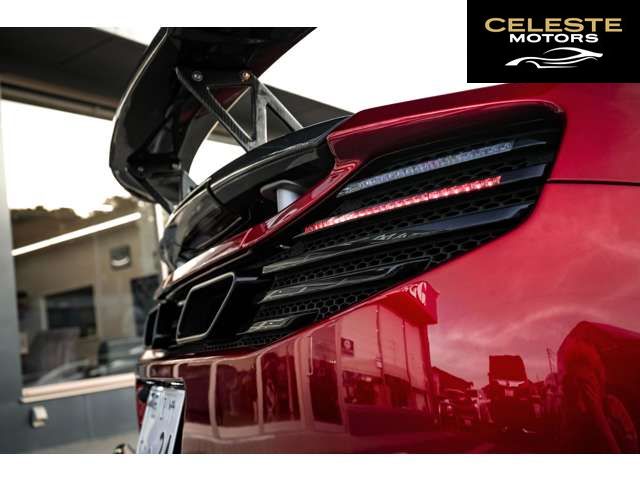 MCLAREN MP4-12C Spider 2017 — photo 8 sur 8