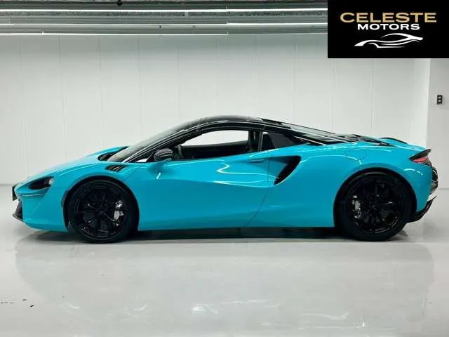 MCLAREN Artura Spider 2024 — photo 6 sur 8