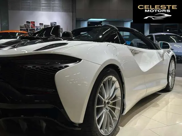 MCLAREN Artura Spider 2025 — photo 8 sur 8