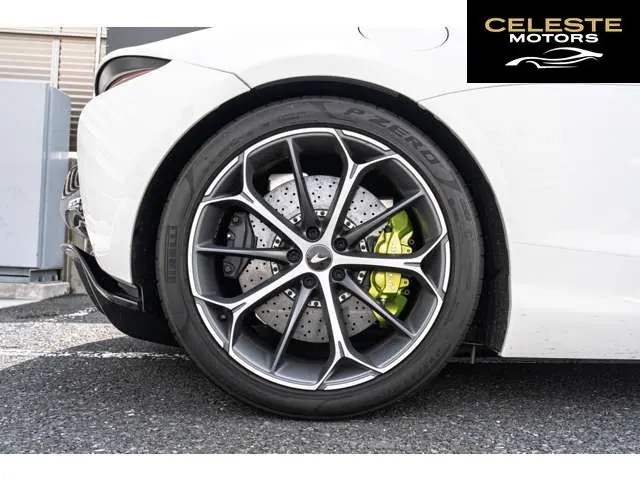 MCLAREN Artura Spider 2025 — photo 4 sur 8