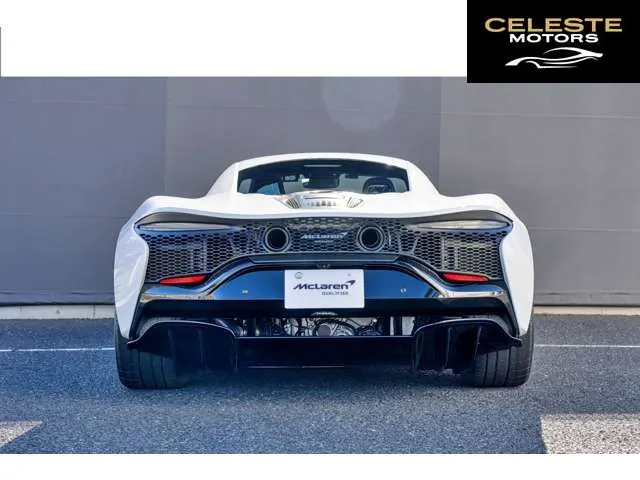 MCLAREN Artura 2024 — photo 5 sur 8