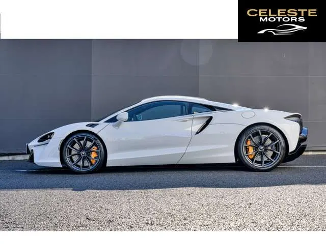 MCLAREN Artura 2024 — photo 8 sur 8