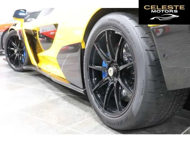 MCLAREN Senna — photo 6 sur 8