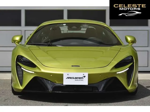 MCLAREN Artura 2023 — photo 4 sur 8