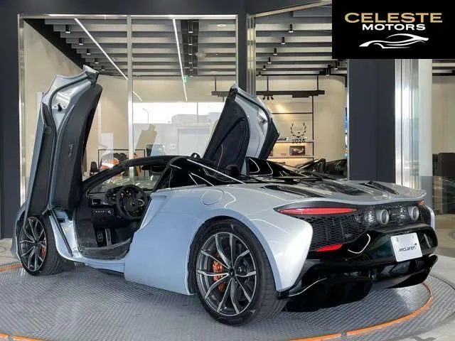 MCLAREN Artura Spider 2025 — photo 4 sur 8
