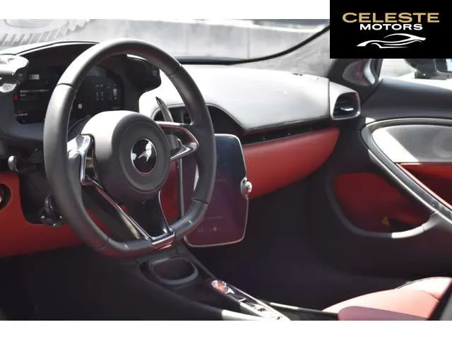 MCLAREN Artura 2024 — photo 3 sur 8
