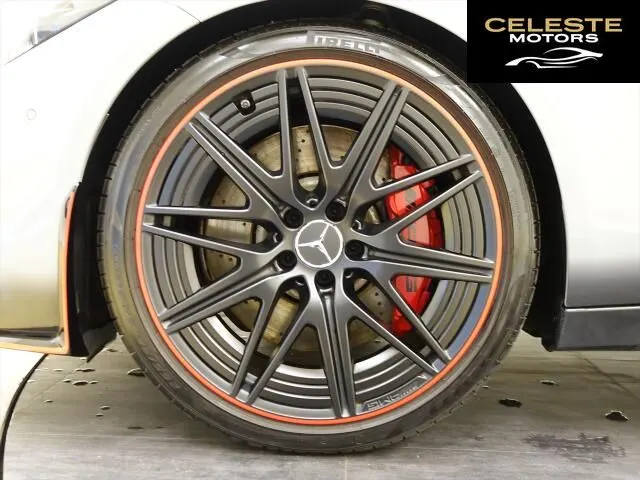 MERCEDES AMG C-Classe 2024 — photo 6 sur 8