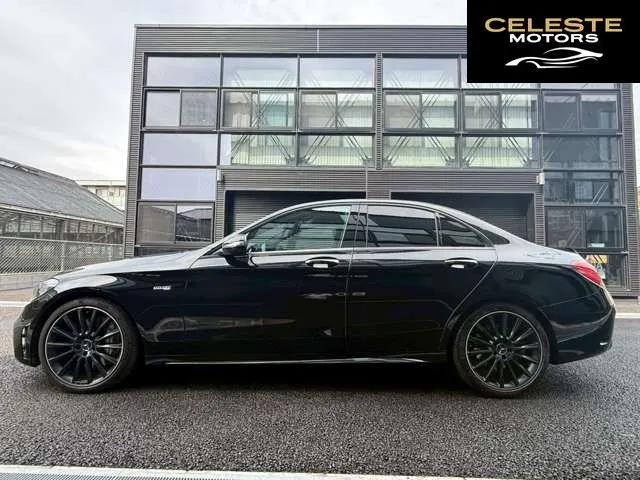 MERCEDES AMG C-Classe 2018 — photo 4 sur 8