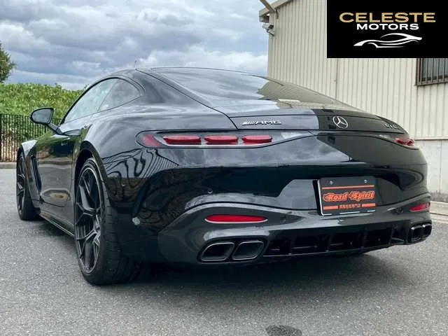 MERCEDES AMG GT 2024 — photo 6 sur 8