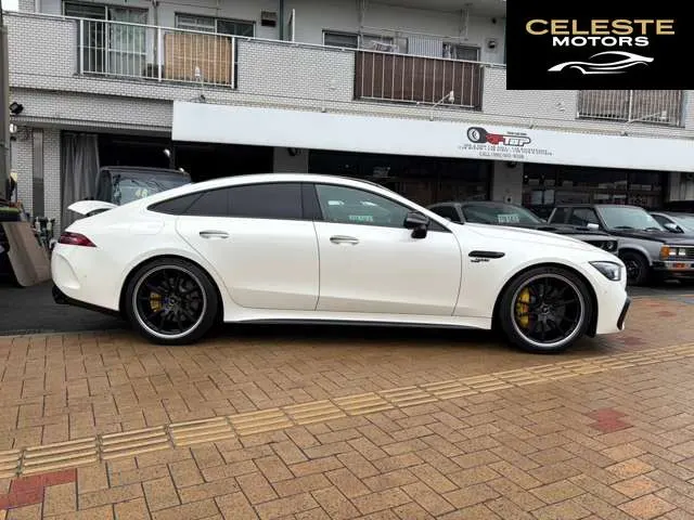 MERCEDES AMG GT 2022 — photo 2 sur 8