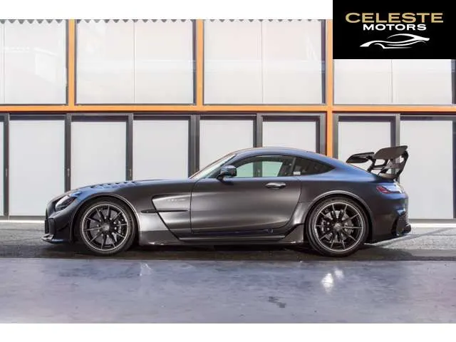 MERCEDES AMG GT 2022 — photo 6 sur 8