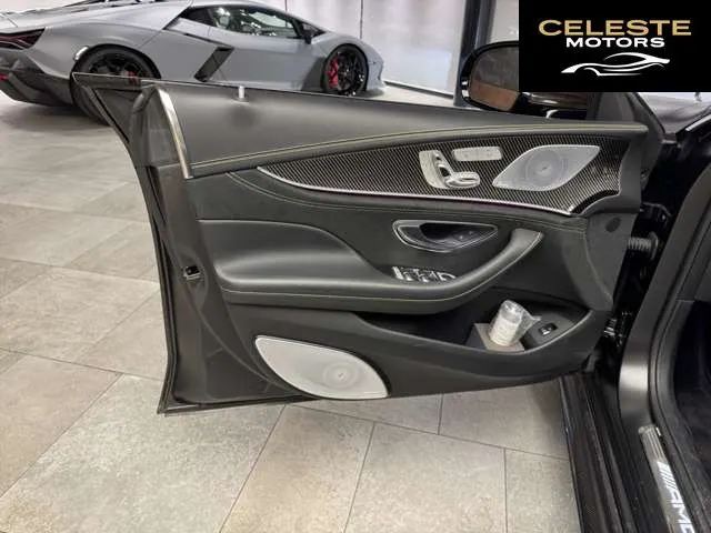 MERCEDES AMG GT 2019 — photo 8 sur 8