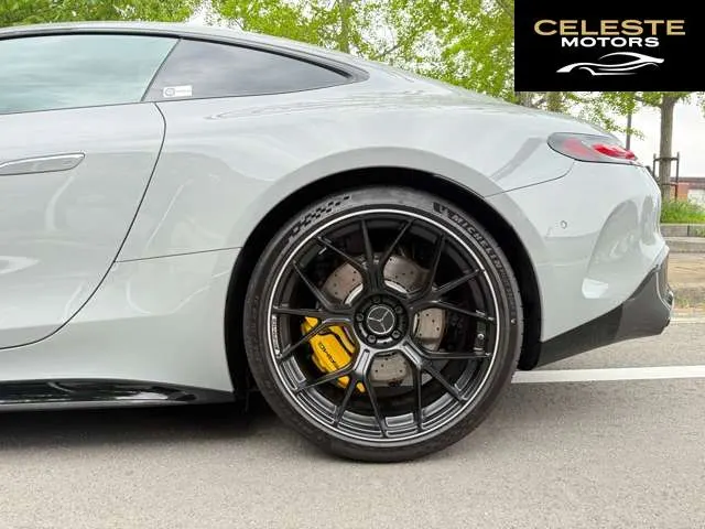 MERCEDES AMG GT 2024 — photo 7 sur 8