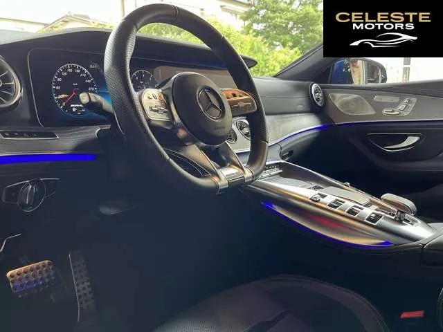 MERCEDES AMG GT 2019 — photo 6 sur 8