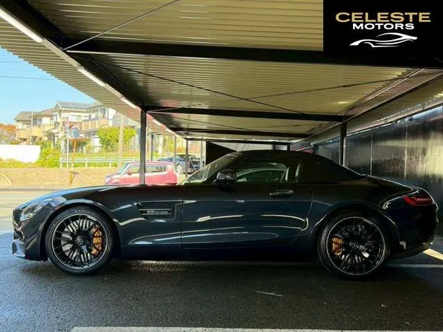 MERCEDES AMG GT Roadster 2018 — photo 3 sur 8