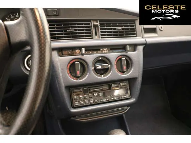 MERCEDES BENZ 190-Classe 1989 — photo 6 sur 8