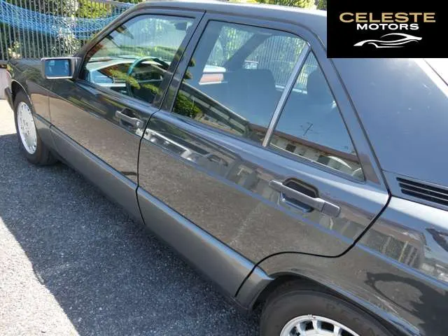MERCEDES BENZ 190-Classe 1991 — photo 6 sur 8