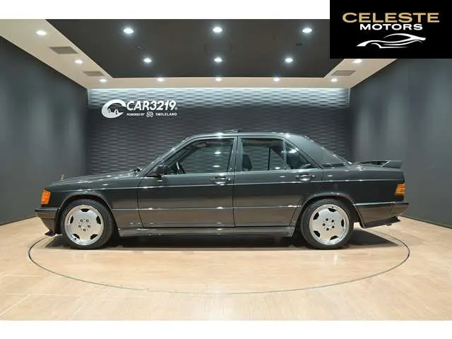 MERCEDES BENZ 190-Classe 1988 — photo 7 sur 8