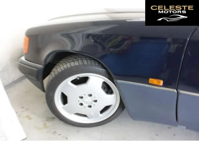 MERCEDES BENZ E-Classe 1993 — photo 8 sur 8