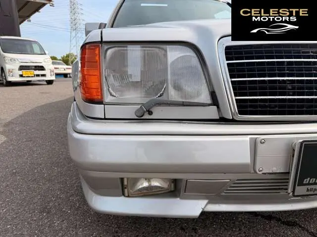 MERCEDES BENZ E-Classe 1989 — photo 7 sur 8
