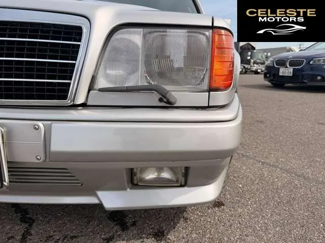 MERCEDES BENZ E-Classe 1989 — photo 8 sur 8