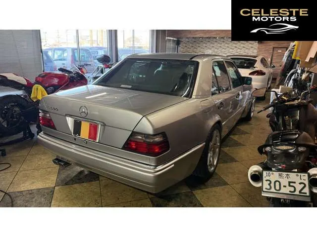 MERCEDES BENZ E-Classe 1994 — photo 2 sur 8