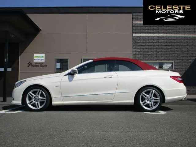 MERCEDES BENZ E-Classe Cabriolet 2012 — photo 2 sur 8