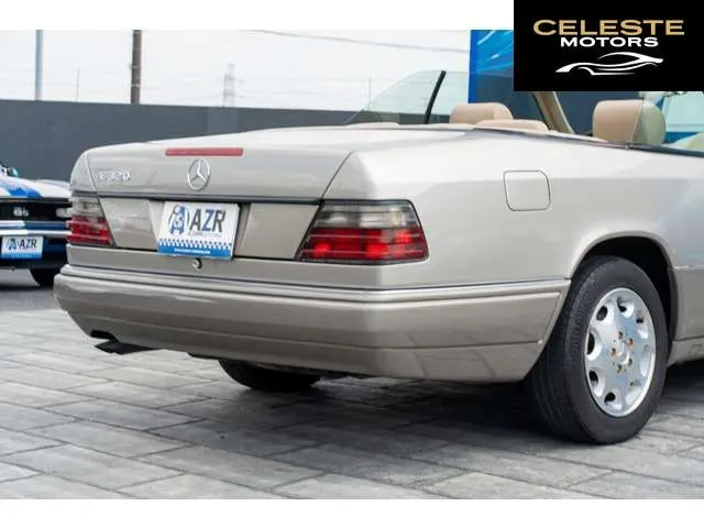 MERCEDES BENZ E-Classe Cabriolet 1995 — photo 7 sur 8