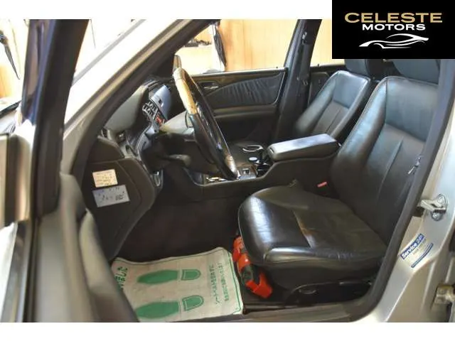 MERCEDES BENZ E-Classe Wagon 2002 — photo 6 sur 8