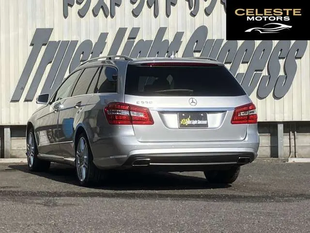 MERCEDES BENZ E-Classe Wagon 2012 — photo 3 sur 8