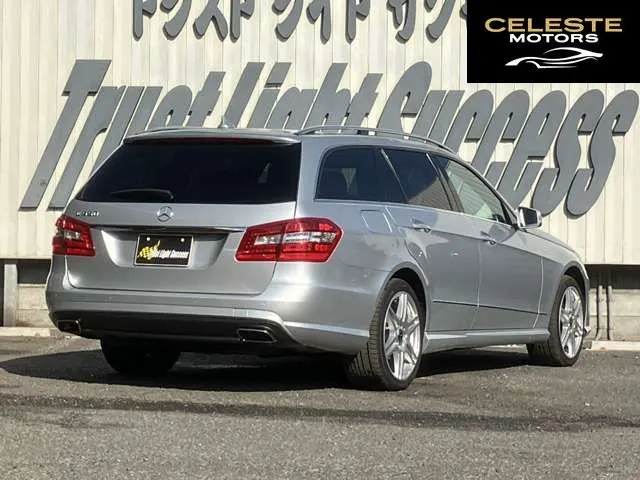 MERCEDES BENZ E-Classe Wagon 2012 — photo 4 sur 8