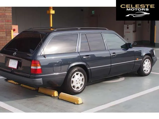MERCEDES BENZ E-Classe Wagon 1995 — photo 4 sur 8