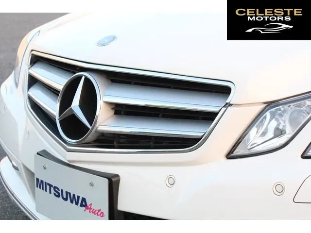 MERCEDES BENZ E-Classe Cabriolet 2012 — photo 8 sur 8