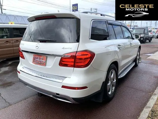 MERCEDES BENZ GL-Classe 2024 — photo 5 sur 8
