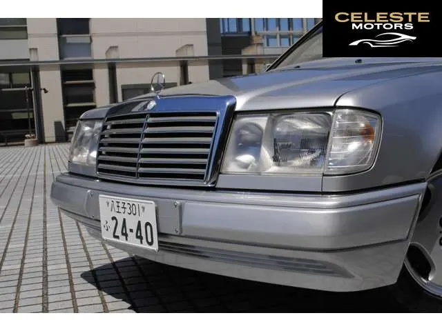 MERCEDES BENZ Medium-Classe 1992 — photo 2 sur 8