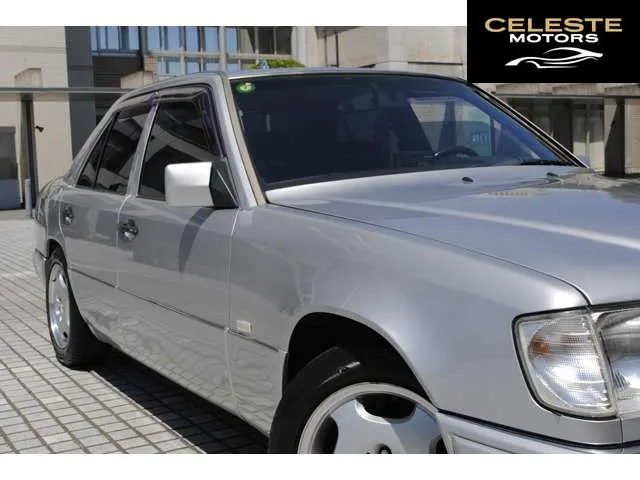 MERCEDES BENZ Medium-Classe 1992 — photo 6 sur 8
