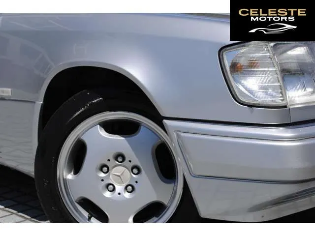 MERCEDES BENZ Medium-Classe 1992 — photo 7 sur 8