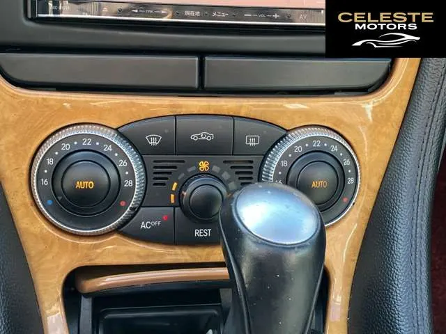MERCEDES BENZ SL-Classe 2004 — photo 7 sur 8
