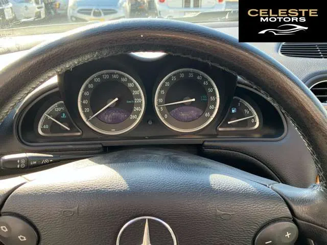 MERCEDES BENZ SL-Classe 2004 — photo 8 sur 8