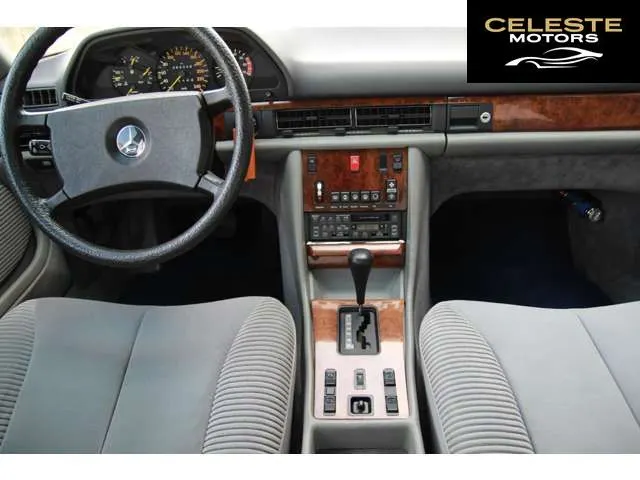 MERCEDES BENZ S-Classe 1985 — photo 7 sur 8