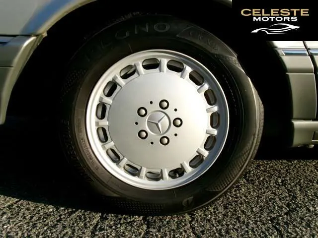 MERCEDES BENZ S-Classe 1989 — photo 6 sur 8