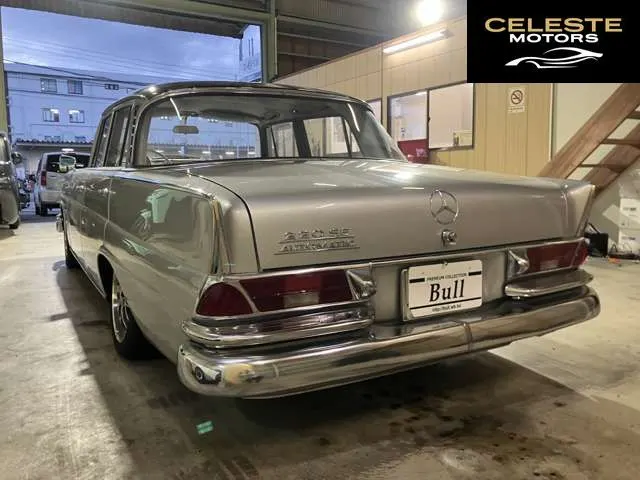 MERCEDES BENZ S-Classe 1965 — photo 3 sur 8