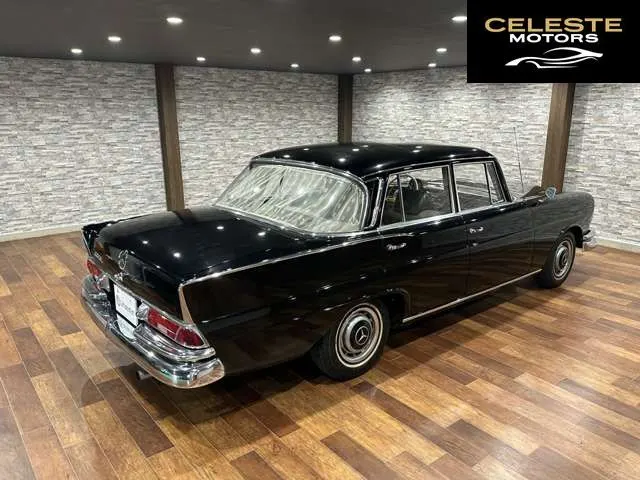MERCEDES BENZ S-Classe 1964 — photo 4 sur 8