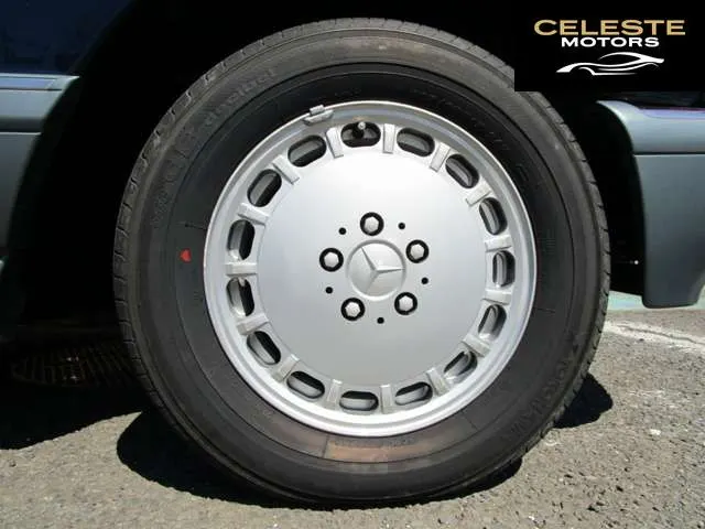 MERCEDES BENZ S-Classe 1988 — photo 8 sur 8