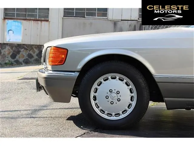 MERCEDES BENZ S-Classe 1988 — photo 4 sur 8