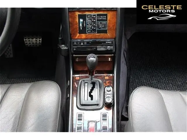 MERCEDES BENZ S-Classe 1980 — photo 4 sur 8