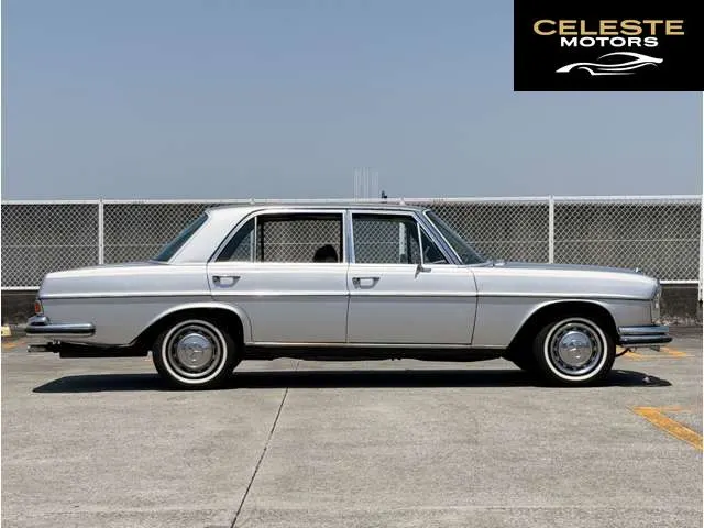 MERCEDES BENZ S-Classe 1971 — photo 6 sur 8