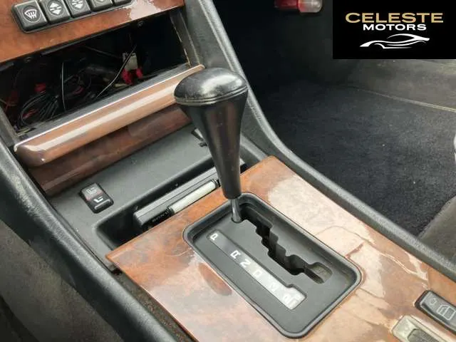 MERCEDES BENZ S-Classe 1987 — photo 7 sur 8
