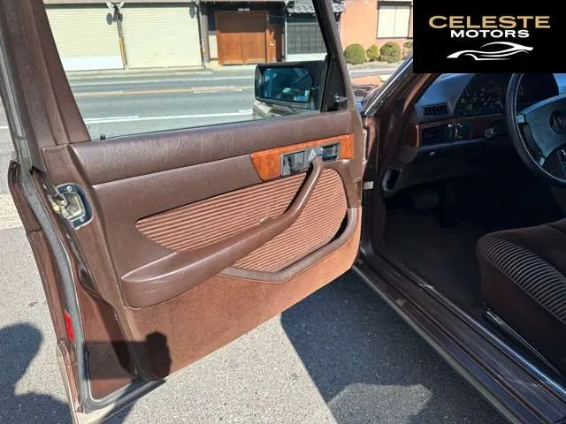 MERCEDES BENZ S-Classe 1984 — photo 8 sur 8